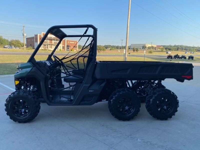 2026 Can-Am® Defender 6x6 DPS HD10 - Image 5