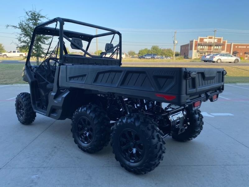 2026 Can-Am® Defender 6x6 DPS HD10 - Image 6