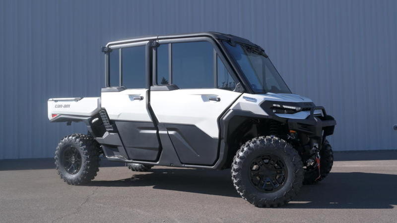 2026 Can-Am® Defender MAX Limited HD11 - Image 3