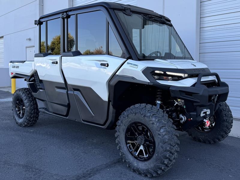 2026 Can-Am® Defender MAX Limited HD11 - Image 3