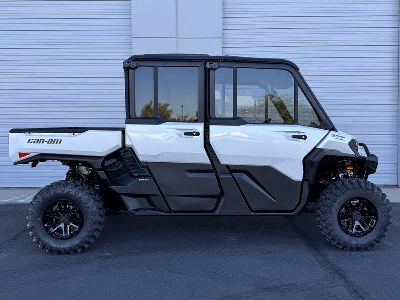 2026 Can-Am® Defender MAX Limited HD11 - Image 4