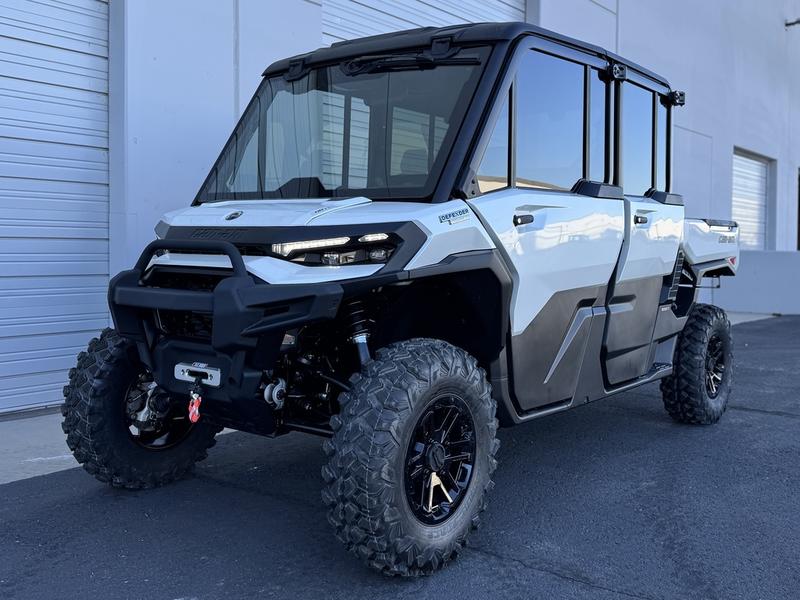 2026 Can-Am® Defender MAX Limited HD11 - Image 6